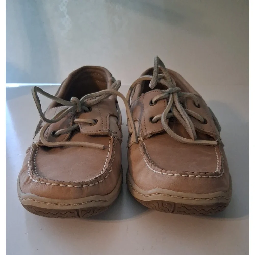 Highland Creek Chesapeake Men's Boat Shoes Loafers Size 10M Tan Leather NICE!